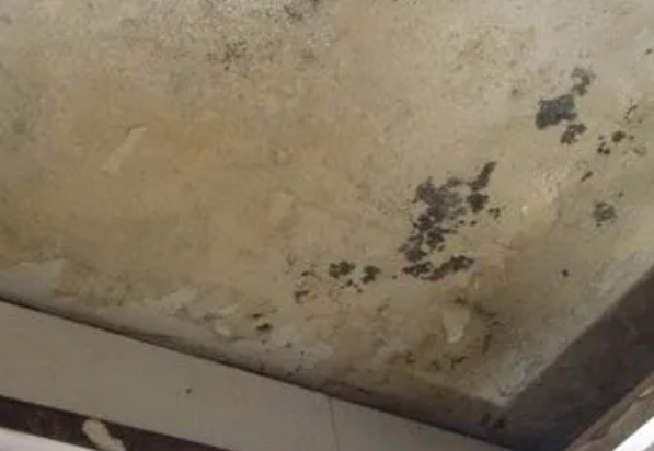 沧州阳台漏水维修公司分享下沧州卫生间渗水维修需要注意哪些问题。